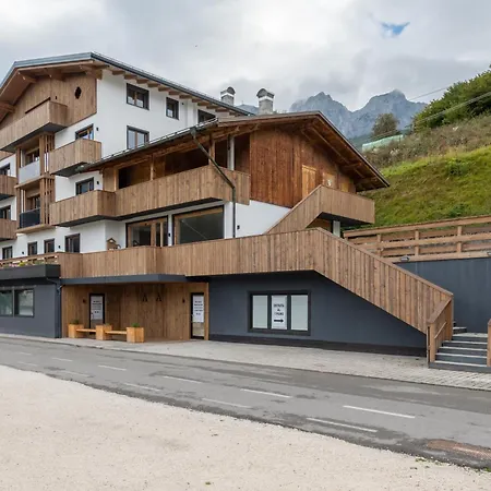 Ama Dolomiti - Aparthotel 3*